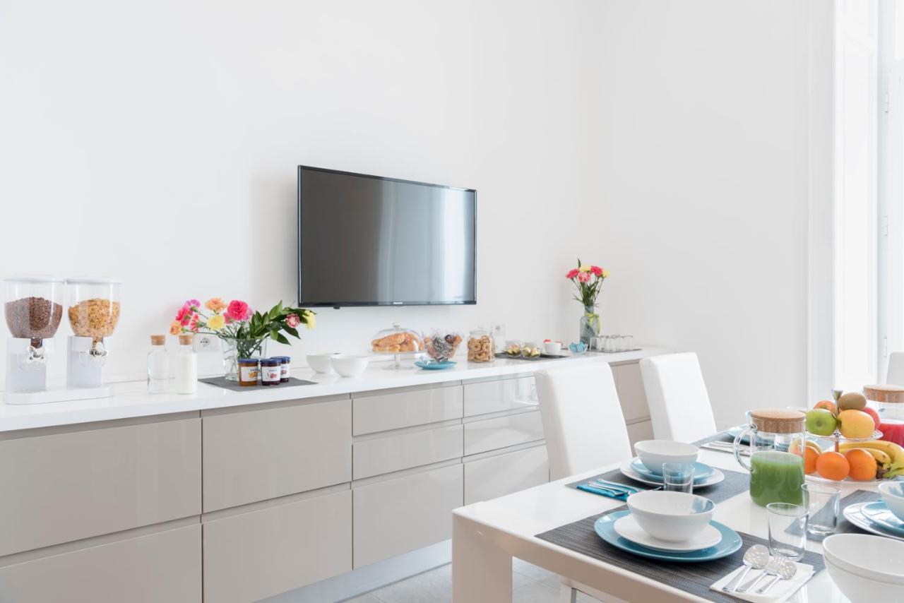 Lux Bed & Breakfast 3*